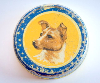 Illustration for article titled Vintage Memorabilia Celebrates The Soviet Union's Cosmonaut Dogs